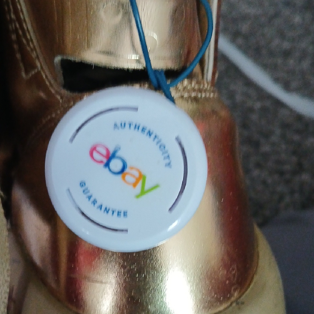 Jeremy Scott 3.0 Gold High-Top Sneakers - Picture 5 of 8